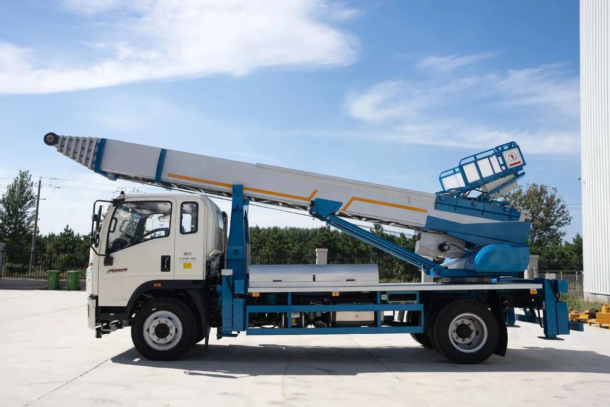 夷陵云梯上料车租赁费用