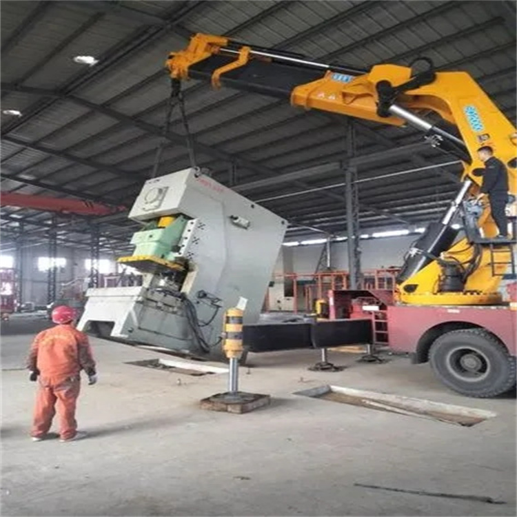 夷陵80吨折臂吊车出租附近电话